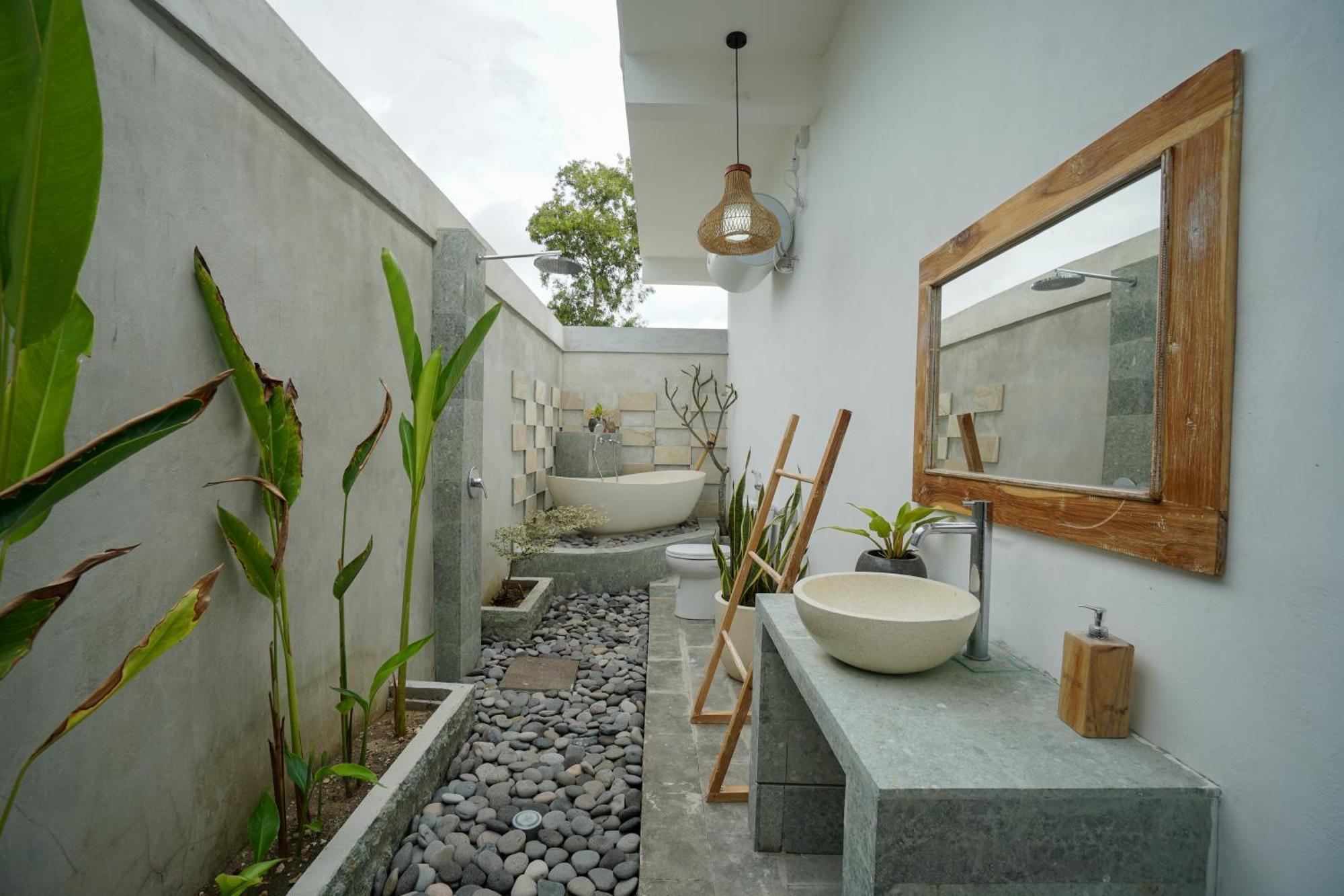 Innora Jungle Resort And Spa Batununggul Luaran gambar